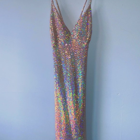 🔴SOLD🔴FashionNova mini dress ✨✨ - Picture 3 of 5